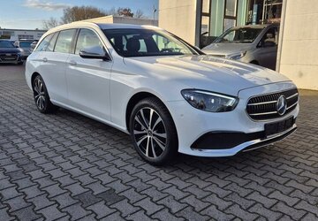 Mercedes-Benz E 300 e T Avantgarde AHK, LED, Rückfahrkamera, App 55.700 km 26.990 &euro; Rodgau 63110