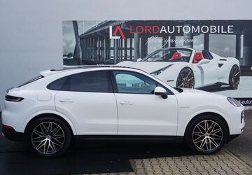 Porsche Cayenne 16.800 km 91.790 &euro; Stuttgart 70499