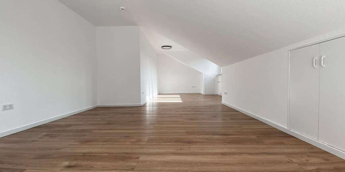 Etagenwohnung Kaiserslautern Einsiedlerhof - 4 Zimmer, 90 m&sup2;, 970&euro; | Angebot:27285555