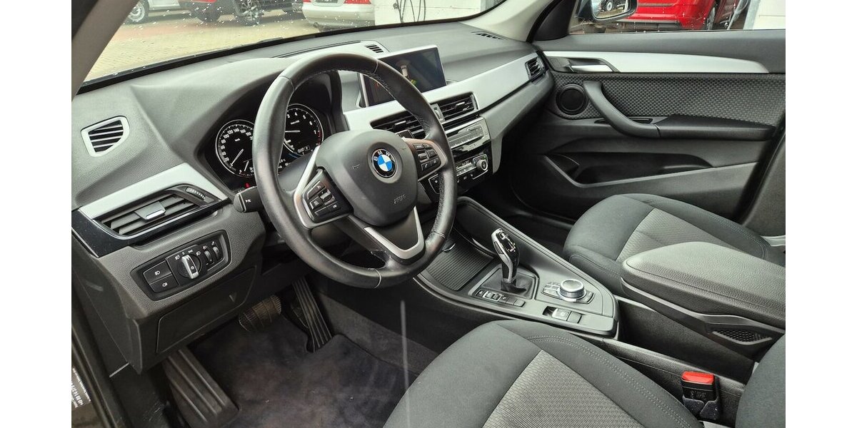 BMW X1 sDrive 18 i Advantage Automatic,Navi 68.650 km 21.390 &euro; Rodgau 63110