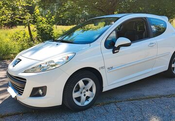Peugeot 207 64.000 km 3.990 &euro; Pfronten 87459