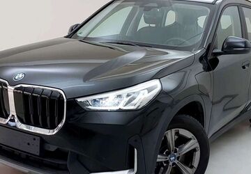 BMW X1 33.700 km 33.990 &euro; Böblingen 71032