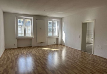 Wohnung Düsseldorf Stadtmitte - 2 Zimmer, 79 m&sup2;, 930&euro; | Angebot:27298318