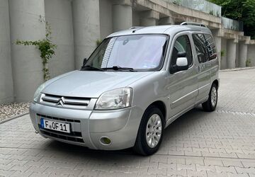 Citroen Berlingo 255.080 km 2.699 &euro; Frankfurt 60528