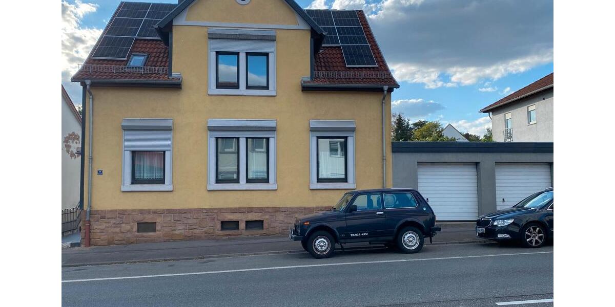 Etagenwohnung Homburg - 4 Zimmer, 90 m&sup2;, 1.150&euro; | Angebot:27640135