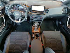Kia CEED_5 1.0T 48V DCT 100 NIGHTLINE STD 4.000 km 24.790 &euro; Höhenkirchen-Siegertsbrun 85635