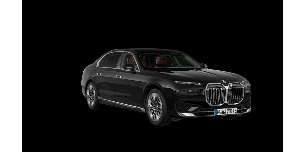 BMW 750 10.000 km 93.990 &euro; München 81245