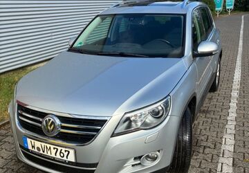 VW Tiguan 141.000 km 7.500 &euro; Wuppertal 42117