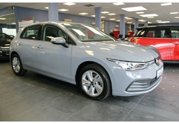 VW Golf 2.0 TDI SCR Life 73.000 km 17.980 &euro; Euskirchen 53881