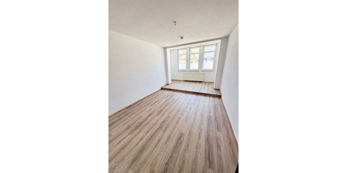 Etagenwohnung Chemnitz Ebersdorf - 5 Zimmer, 124 m&sup2;, 930&euro; | Angebot:27204554