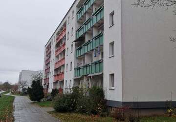 Wohnung Schwerin Mueßer Holz - 4 Zimmer, 72 m&sup2;, 440&euro; | Angebot:27299703