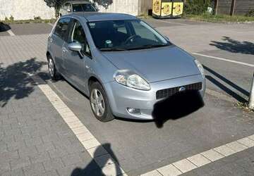 Fiat Grande Punto 132.000 km 1.900 &euro; Bremen, Stadt 28215