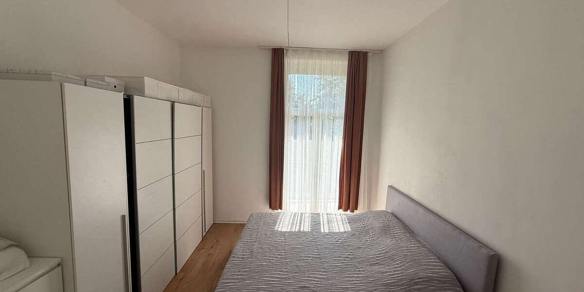 Etagenwohnung Duisburg Hamborn - 4 Zimmer, 92 m&sup2;, 750&euro; | Angebot:27651176