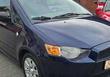 Mitsubishi Colt 200.000 km 2.199 &euro; Neumünster 24539