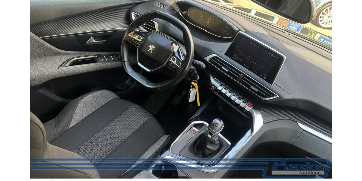 Peugeot 3008 1.2 130*Pano*NAV*SHZ*Termpo*Dig.Cockpit* 98.002 km 12.990 &euro; Berlin 13187