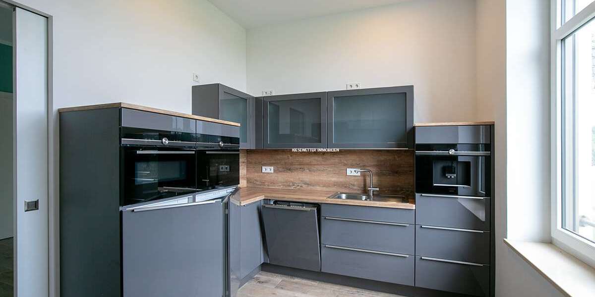 Etagenwohnung Zwickau Marienthal - 5 Zimmer, 150 m&sup2;, 1.130&euro; | Angebot:27254863