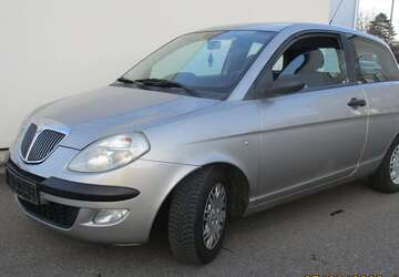 Lancia Ypsilon 128.000 km 1.900 &euro; Esslingen 73734