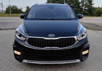 Kia Carens 122.000 km 11.400 &euro; Görlitz 02828