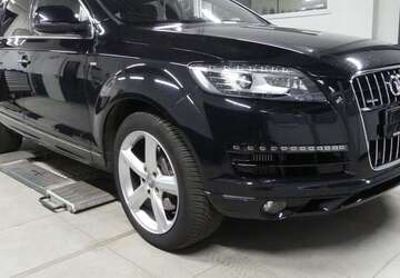 Audi Q7 242.000 km 12.900 &euro; Paderborn, Stadt 33102