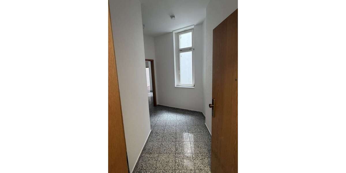 Etagenwohnung Halle(Saale) Altstadt - 3 Zimmer, 74 m&sup2;, 740&euro; | Angebot:27657804
