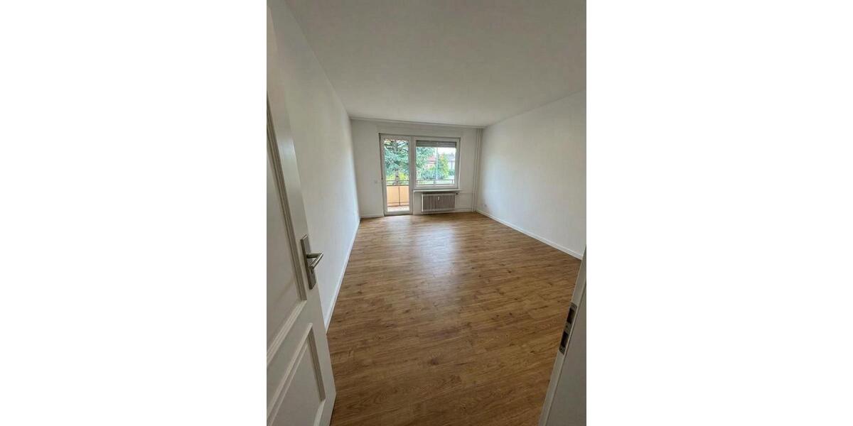 Hochparterre Berlin Tempelhof-Schöneberg - 3 Zimmer, 65 m&sup2;, 1.256&euro; | Angebot:27658345