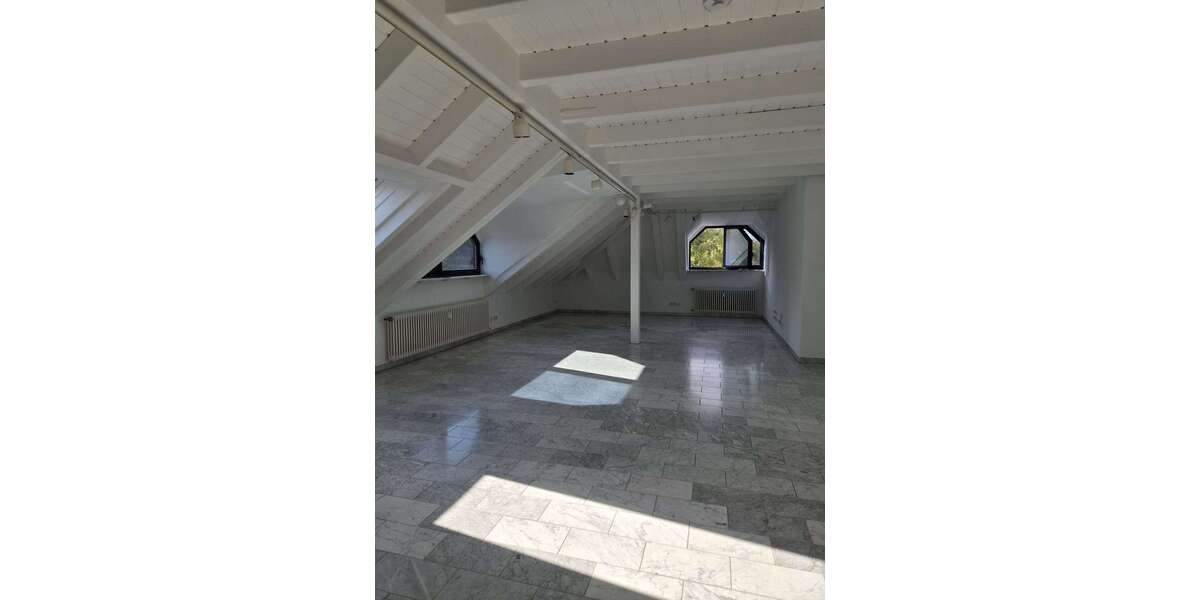 Etagenwohnung Stuttgart Gablenberg - 4 Zimmer, 90 m&sup2;, 1.440&euro; | Angebot:27658135