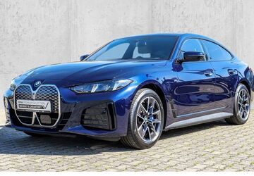 BMW i4 23.815 km 52.660 &euro; Castrop-Rauxel 44579