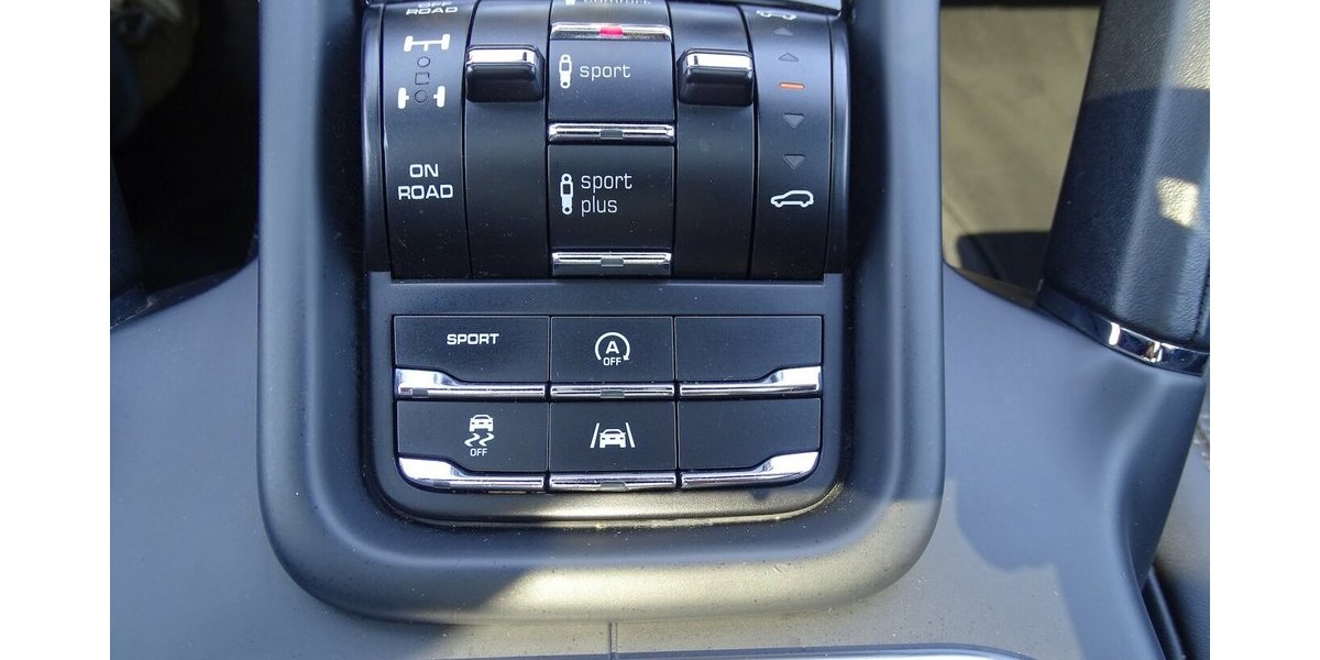 Porsche Cayenne S 4,2l Diesel Pano, Navi, 21 Zoll, Standhe 232.000 km 21.990 &euro; Rodgau 63110