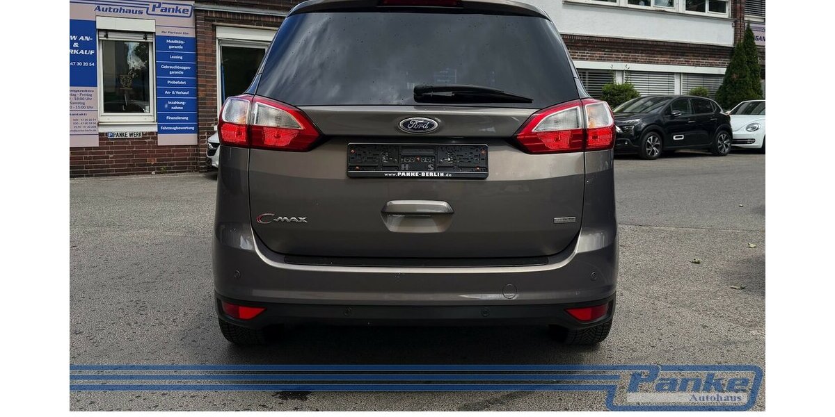 Ford Grand C-Max Champions Edition*SHZ*PDCv+h* 176.659 km 4.890 &euro; Berlin 13187
