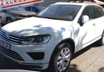 VW Touareg 241.849 km 12.485 &euro; Achern 77855
