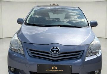 Toyota Verso 170.000 km 8.990 &euro; Dinkelsbühl 91550