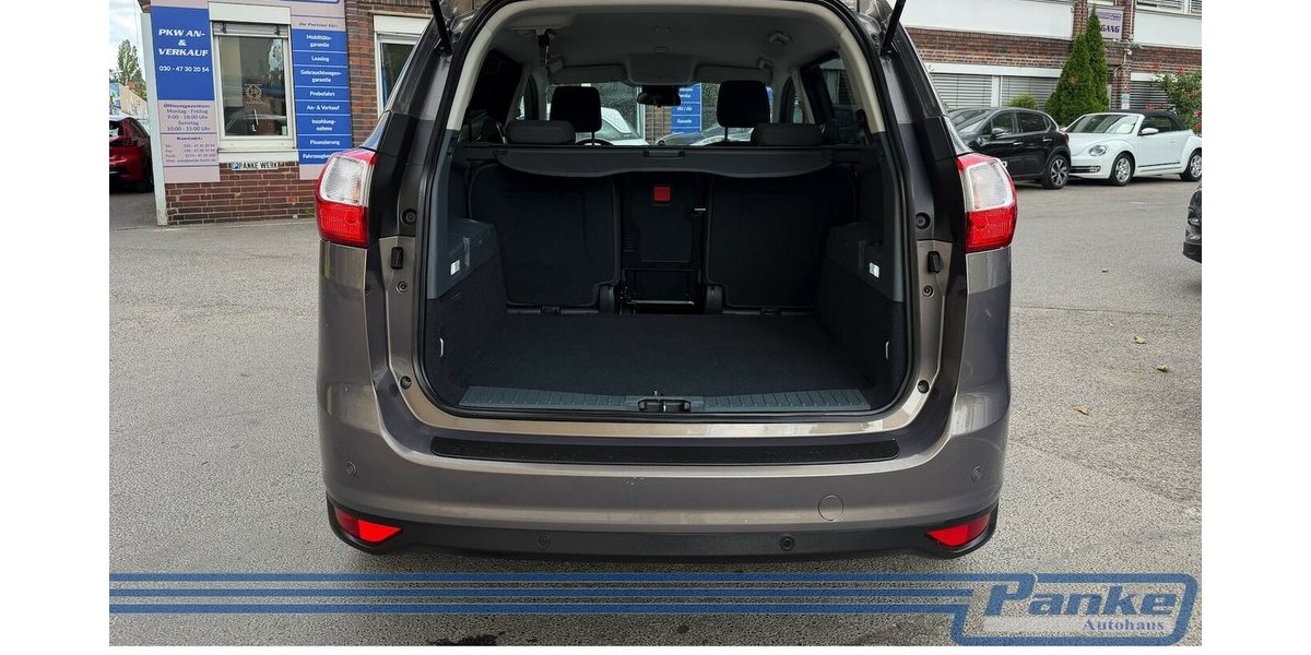 Ford Grand C-Max Champions Edition*SHZ*PDCv+h* 176.659 km 4.890 &euro; Berlin 13187
