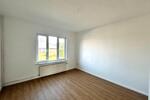 Erdgeschoßwohnung Güstrow - 4 Zimmer, 83 m&sup2;, 668&euro; | Angebot:27639997