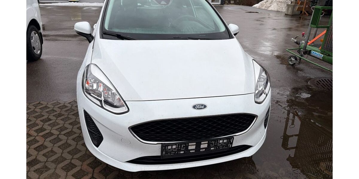 Ford Fiesta 65.970 km 3.333 &euro; Teunz 92552