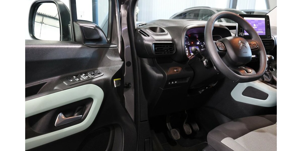 Citroen Berlingo 1.5 BLUE-HDI FEEL XL130 / 7-SITZER / 136.000 km 14.221 &euro; Hamm 59077