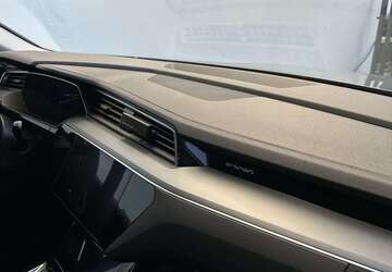 Audi e-tron 96.000 km 21.900 &euro; Landsberg 06188
