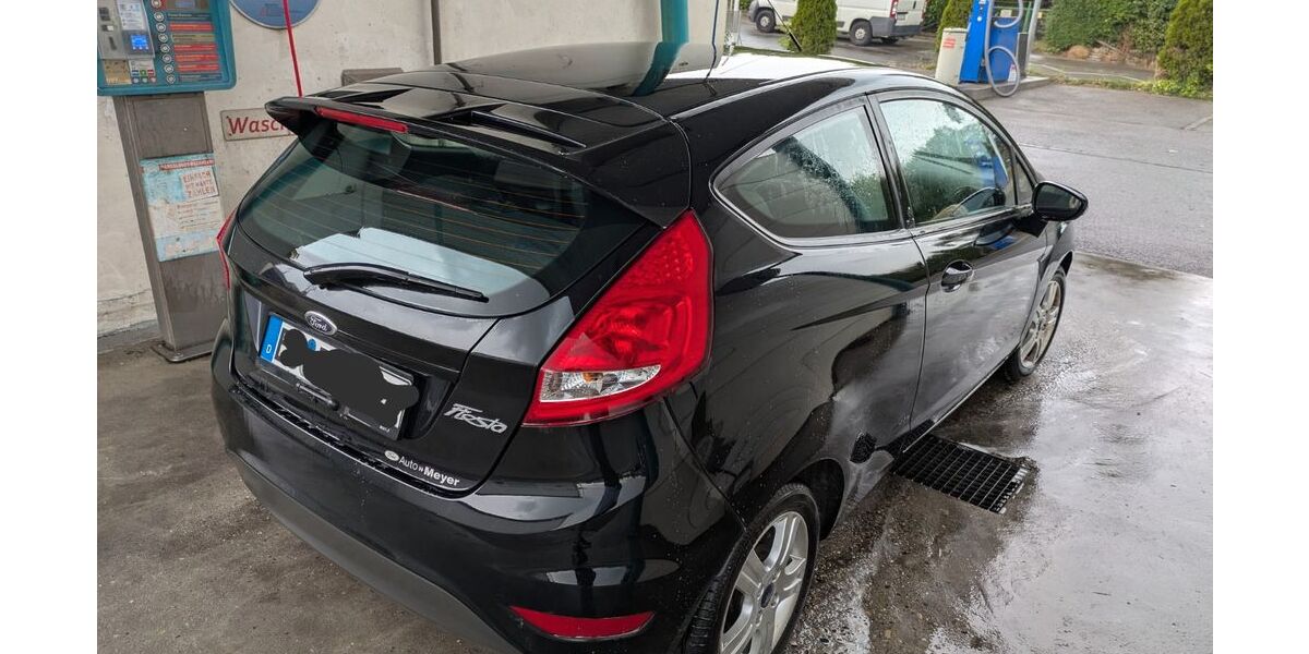 Ford Fiesta 138.165 km 4.600 &euro; Filderstadt 70794