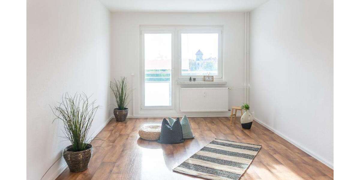 Etagenwohnung Chemnitz Markersdorf - 4 Zimmer, 90 m&sup2;, 450&euro; | Angebot:27283064