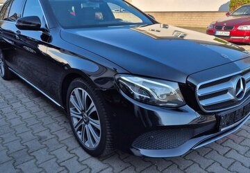 Mercedes-Benz E 400 d T 4M Standheizung, Rückfahrkamera, AHK, Co 203.000 km 17.990 &euro; Rodgau 63110