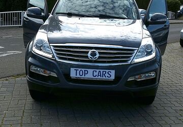 SsangYong REXTON 99.890 km 16.890 &euro; stuhr 28816