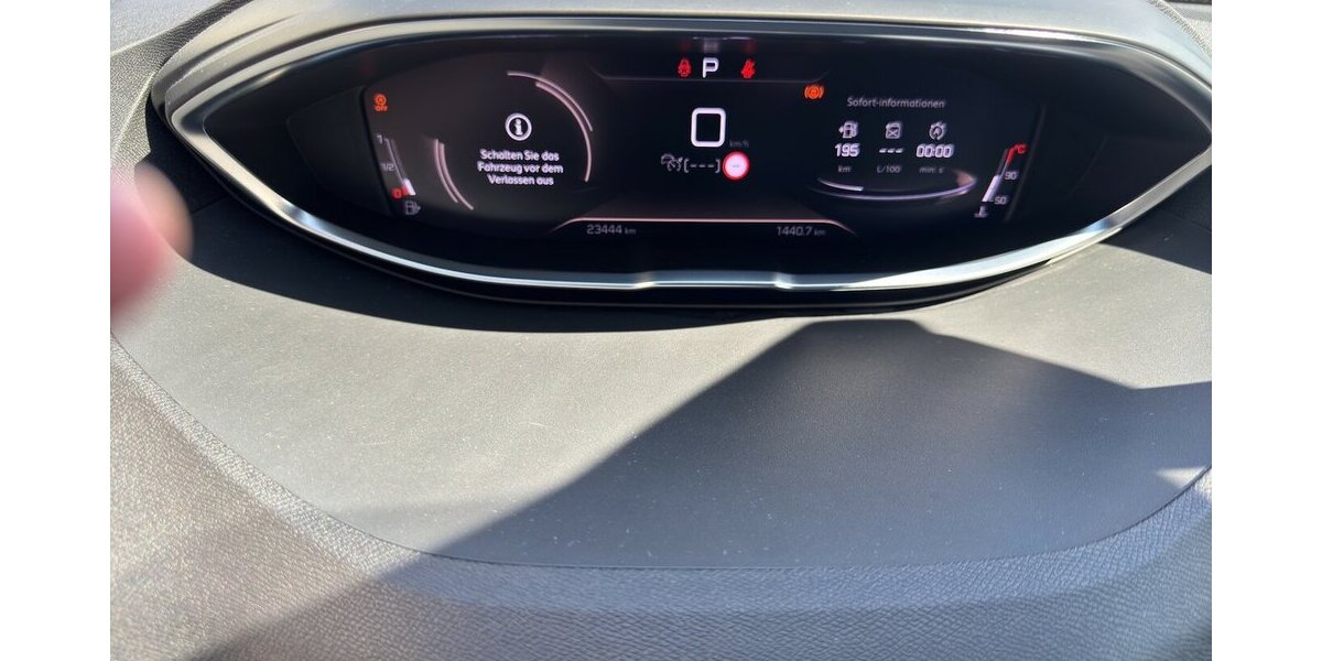Peugeot 5008 GT Automatik *7-Sitze/Navi/SHZG/LED/T.Winkel/ 23.446 km 22.980 &euro; Bamberg 96052