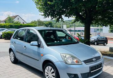 Ford Fiesta 241.000 km 2.200 &euro; Bielefeld 33647