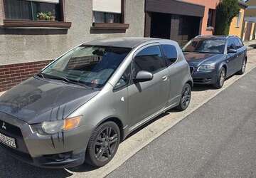 Mitsubishi Colt 167.000 km 1.700 &euro; Kleinkühnau (Dessau-Roßlau) 06846