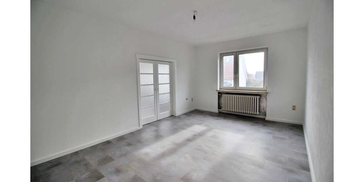 Etagenwohnung Bremen Neustadt - 3 Zimmer, 94 m&sup2;, 1.200&euro; | Angebot:27661991