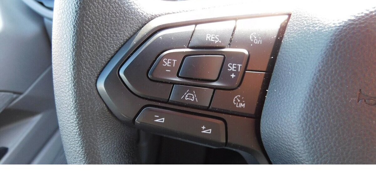VW T7 Transporter 2.0 TDI 3 Sitze Klima Navi 22.200 km 26.990 &euro; Vordorf 38533
