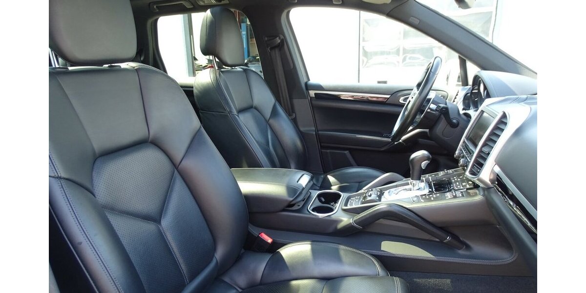 Porsche Cayenne S 4,2l Diesel Pano, Navi, 21 Zoll, Standhe 232.000 km 21.990 &euro; Rodgau 63110