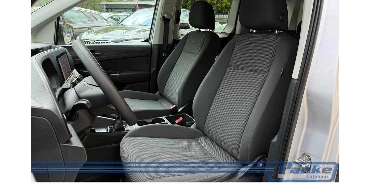 VW Caddy Basis IQ 2.0*5Sitzer*NAV*PDC*SHZ*Carplay* 111.671 km 17.990 &euro; Berlin 13187