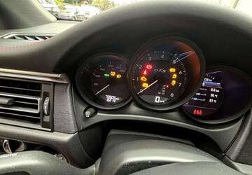 Porsche Macan 73.505 km 79.900 &euro; Kassel, documenta-Stadt 34128