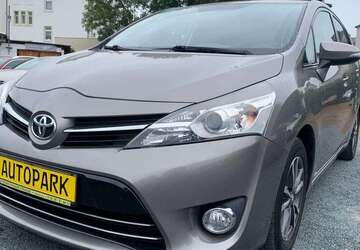 Toyota Verso 187.100 km 5.300 &euro; Heidenau 01809
