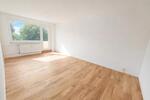 Etagenwohnung Gingst - 4 Zimmer, 77 m&sup2;, 425&euro; | Angebot:27639861